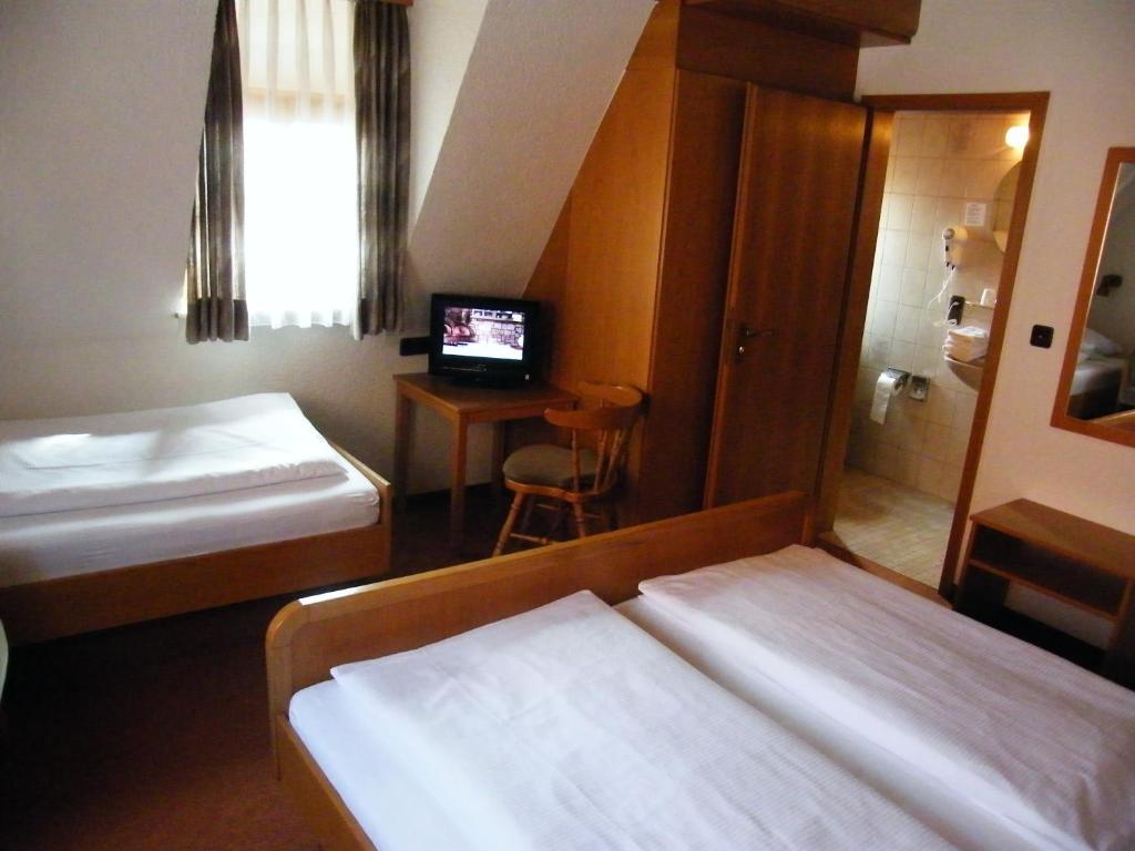 Pension Hofmann-Schmoelzer โรเทนบวร์ก อ็อบ แดร์เทาเบอร์ ห้อง รูปภาพ